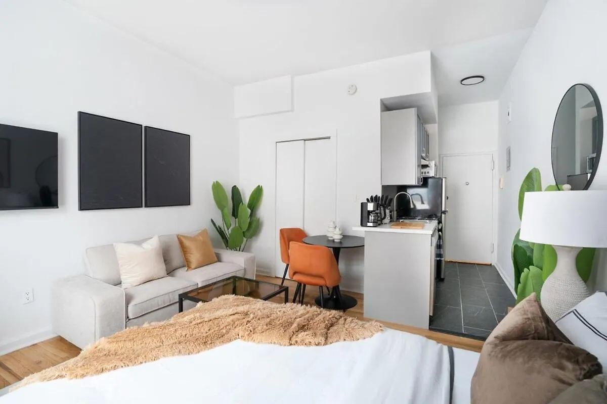 74-3C New Studio In Prime Uws - Gym In Building 뉴욕